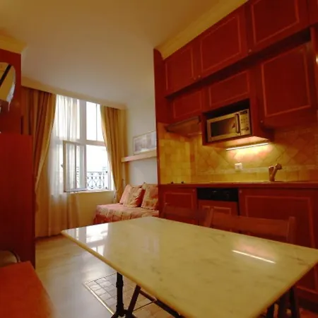 Rue Brey - 4 Persons *