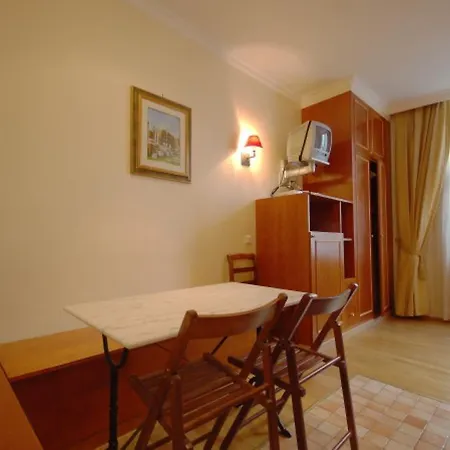 Rue Brey - 4 Persons Apartment *